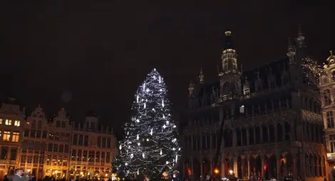 Брюксел след код червено за тероризъм - спокоен, пълен и с коледно настроение