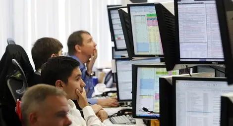 Третият пакет санкции срещу Русия потопи рублата