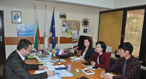 Индустриалният парк и летището заинтригуваха корейски дипломати