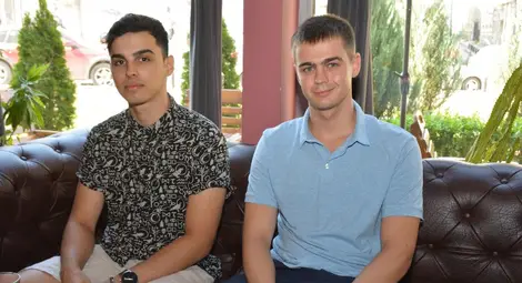 &bdquo;Металика&ldquo; вдъхновява Симеон и Явор в търсенето на собствен стил на &bdquo;Еxplicit&ldquo;