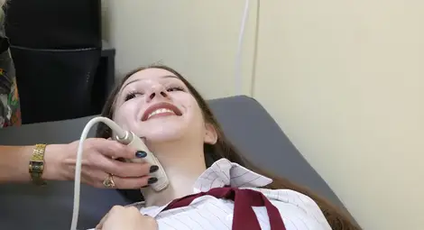 В Световния ден за борбата с инсулта МЕДИКА отвори врати за ученици от Английската гимназия