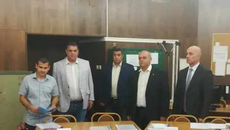 "България на регионите" регистрира листата си за съветници в ОИК-Русе "България на регионите" регистрира листата си за съветници в ОИК-Русе