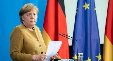 Меркел ще се ваксинира с AstraZeneca в петък Меркел ще се ваксинира с AstraZeneca в петък