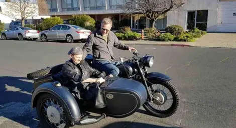 Джеймс Хетфийлд яхна уникален руски мотор