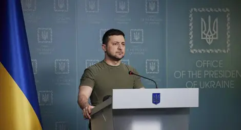 Зеленски: Не разполагаме с необходимите оръжия, за да спасим Мариупол