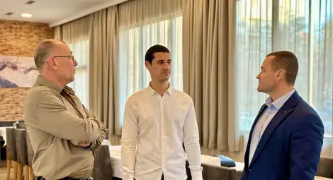 Европейският шампион по стрелба с лък Иван Банчев бе отличен от кмета на Русе Пенчо Милков