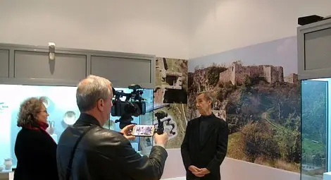 Стоян Йорданов говори пред камерата на bTV. Снимка: РИМ Стоян Йорданов говори пред камерата на bTV. Снимка: РИМ