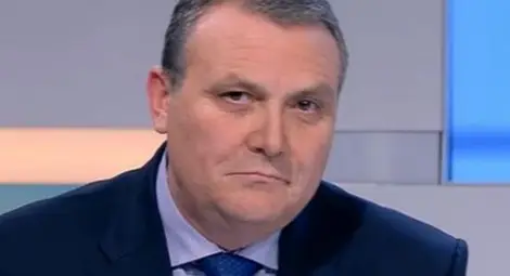 Новият шеф на ВМА: Добрите лекари взимат до 2000 евро Новият шеф на ВМА: Добрите лекари взимат до 2000 евро