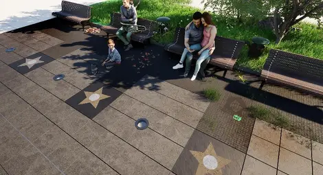 Петър Петров-Парчето с първата  звезда в Алеята на джаза в Русе