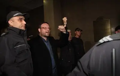 Сидеров: Прокуратурата се опитва да ме изкара от политическия живот