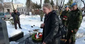 Генерали отдадоха почит на загиналия в Кербала Антон Петров