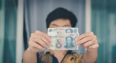 Руските фирми се втурнаха към китайски банки