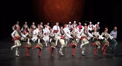 &bdquo;Кукери&ldquo; канят на събор с народни носии и старовремски манджи по Петковден