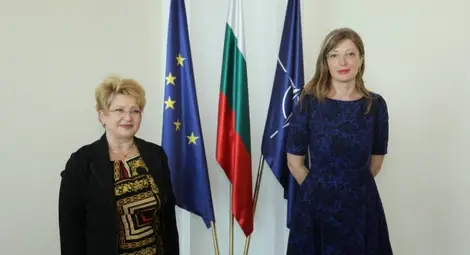 България и Румъния трябва да работят заедно в рамките на инициативата "Три морета"