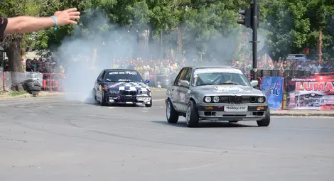 Силни домашни пилоти  в шоуто на Писта Русе