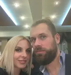 9-месечната Мая вдъхновява Пламена за последната ѝ модна колекция