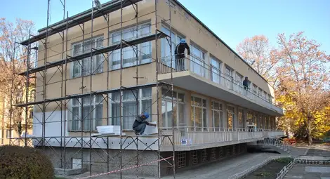 Сменят по проект дограмата и отоплението на &bdquo;Чучулига&ldquo;