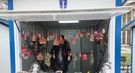 Благотворителният павилион на "Дунавско сияние" събира пари за детска изложба