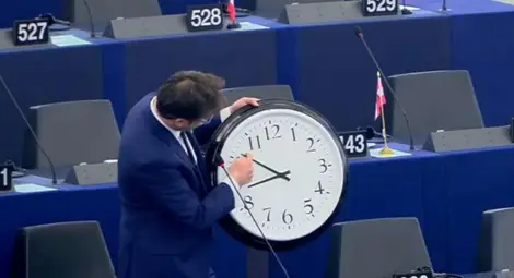 Европарламентът реши: Ето кога спираме да местим стрелките!