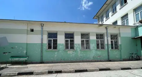 Укрепват и модернизират с 425 000 лева физкултурния салон на &bdquo;Иван Вазов&ldquo;