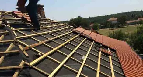 Откраднаха покрива на къща в Дряновец