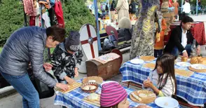 1300 млади дарования пяха и рисуваха в седмото издание на „Всемир на таланти“