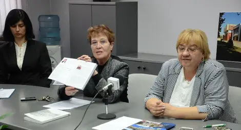 Самуил Рефетов и Соня Увалиева идват  за 70-годишнината на университета