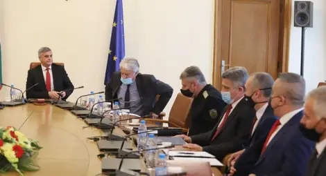 Премиерът обяви за неефективни службите, които трябва да противодействат на корупцията