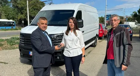 Община Русе предостави нов автомобил за нуждите на Детска млечна кухня
