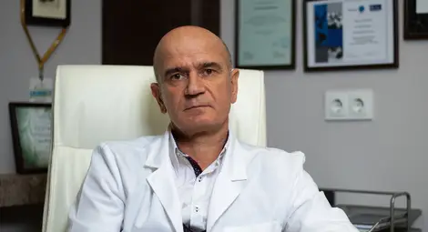 Д-р Живко Димитров за реконструкцията на гърдата след рак: Важно е жените да знаят какво им предстои