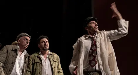 Театърът подарява безплатна &bdquo;Суматоха&ldquo; на публиката