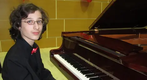 Талантът Николай Димитров свири на гала концерт в &bdquo;Албърт хол&ldquo;