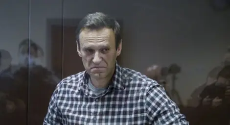 Навални може да умре &bdquo;всеки момент&ldquo;, твърдят лекари