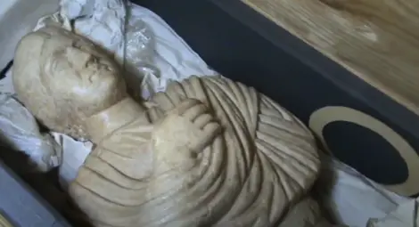 6332 предмета са общо иззети от офиса на Божков в центъра на столицата