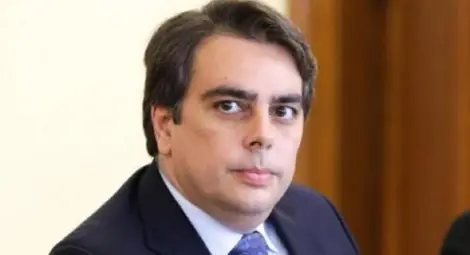 Асен Василев: Намаляването на ДДС няма да доведе до-ниска цена на хляба