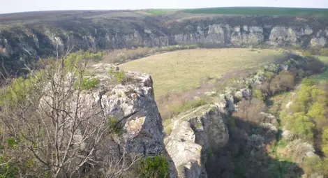 Маршрут на лалугера отбива от пътя Щръклево-Нисово