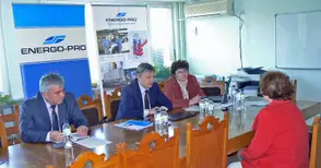 Русенец иска от Eнергото  да спрат тока на съседа му