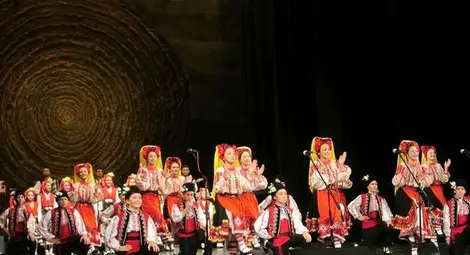 &bdquo;Зорница&ldquo; празнува с два концерта 45-годишнина