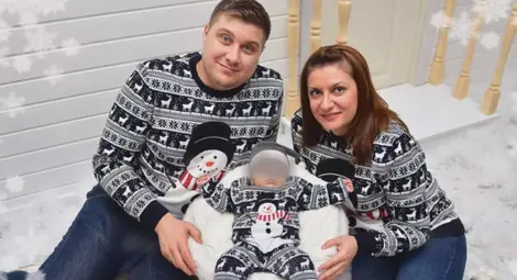 Две могили с подписка в подкрепа на семейството на бебето Катерина Две могили с подписка в подкрепа на семейството на бебето Катерина