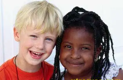 Белите ще престанат да са мнозинство в САЩ през 2043 г. Белите ще престанат да са мнозинство в САЩ през 2043 г.