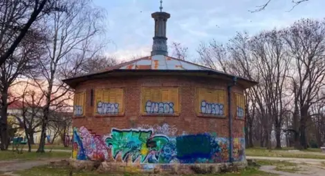 Залата на смеха тръгва към нов живот по нова процедура Залата на смеха тръгва към нов живот по нова процедура