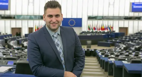 ЕК одобри програмата на Андрей Новаков за борба с фалшивите новини