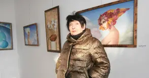 Приказни живописни сюжети показва  Веселка Дойчинова в нова изложба