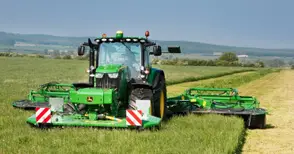 67 трактора и 12 комбайна купени за 8 месеца в Русенско