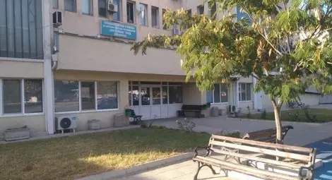 Осем са арестуваните при проверки в две онкоболници у нас