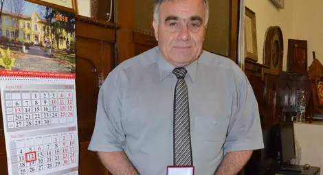 Мебели и резбовано слънце донесоха  призове на гимназията по дървообработване