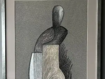 Нина Лишовска пази първата си резбована плочка от ученическите години в Дървото