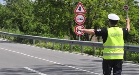 Подминат "Стоп"  издададе упорит шофьор без книжка