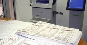 Фирми продължават да пращат  в НАП декларации на хартия