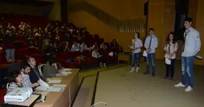 Капсула с билки и мед спечели първа награда в състезание за иновации